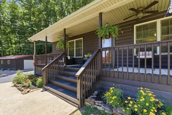 850 Cliffs Edge Road, East Bernstadt, KY 40729