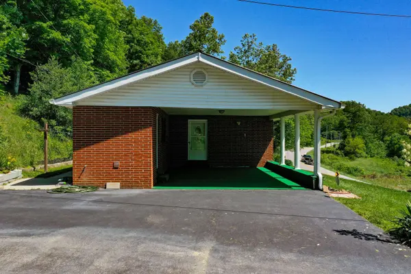 240 US-421, Mckee, KY 40447