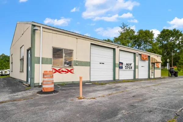 5840 5840 Cumberland Falls Hwy Highway #1, Corbin, KY 40701