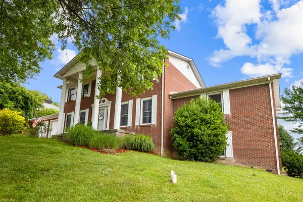 102 Dogwood Trail, London, KY 40741