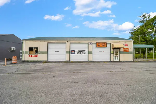 5840 5840 Cumberland Falls Hwy Highway #1