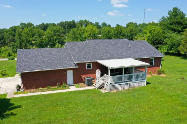 79 Hopkins Cemetery Road, Lily, KY 40740