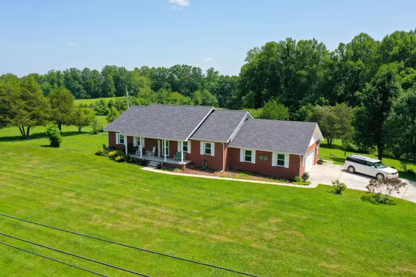 79 Hopkins Cemetery Road, Lily, KY 40740