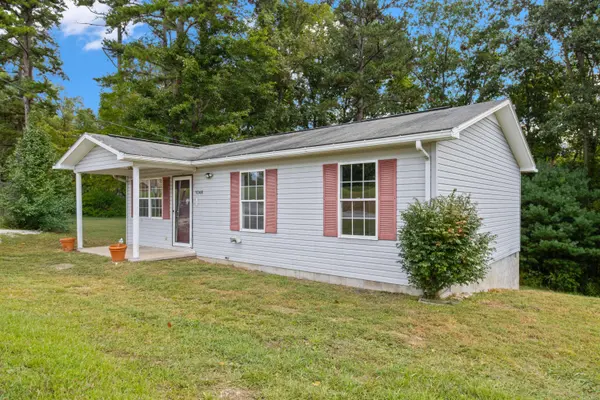 1246 Asa Flat Road, Annville, KY 40402