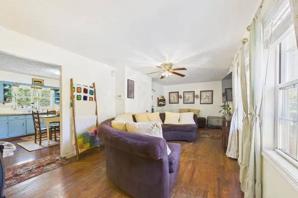 6029 Barbourville Road, London, KY 40744