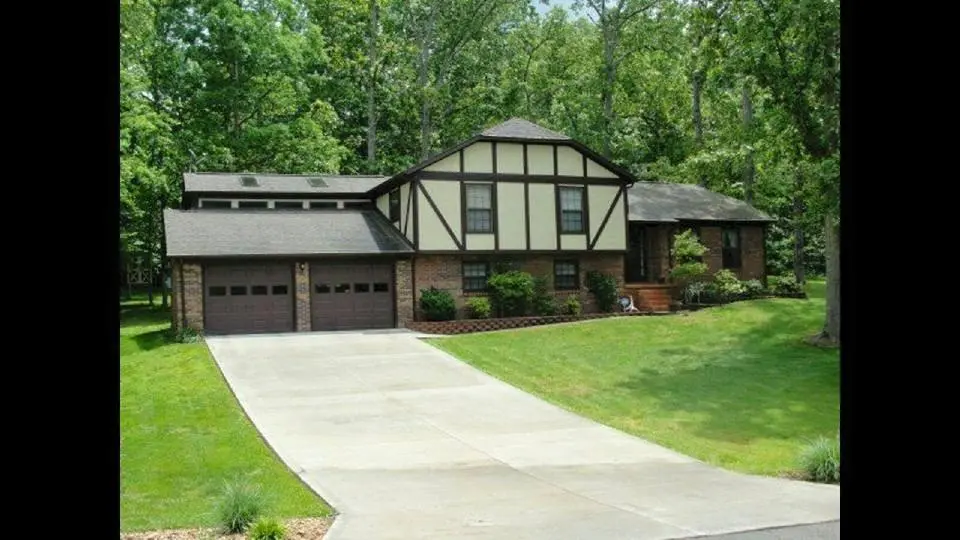 310 Dantley Dr, Corbin, KY 40701-3103