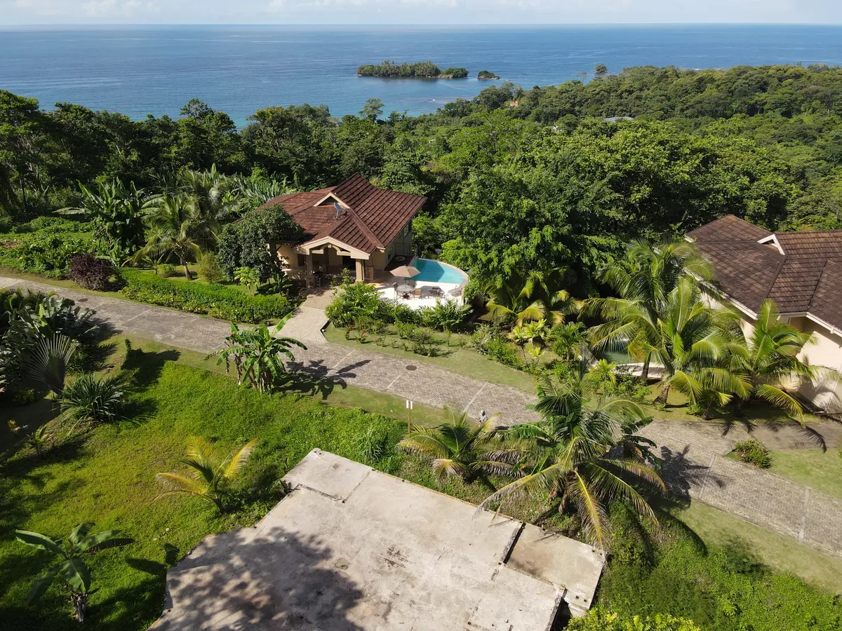Lot 6 Red Frog Beach