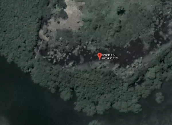 Waterfront Lot - San Cristobal, 