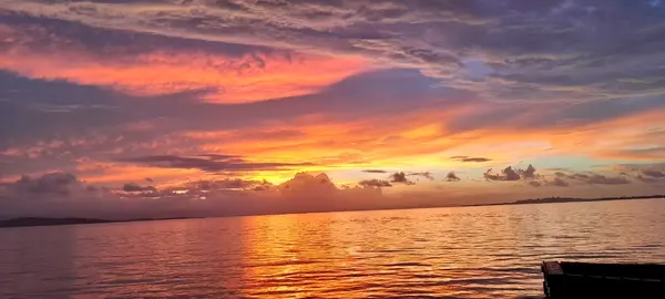 Aqui Hoy Tropical Resort