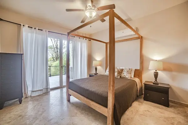 Villa 32 Red Frog Beach, 