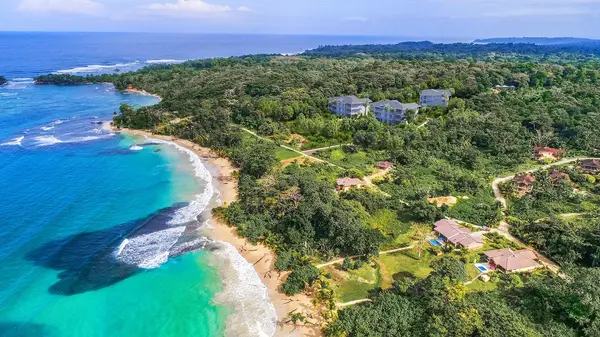 Featured Listing - Blue Pearl (2-bed) Red Frog Beach