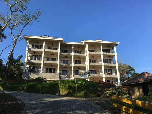 Cliff Condo Red Frog Beach (1-Bed)