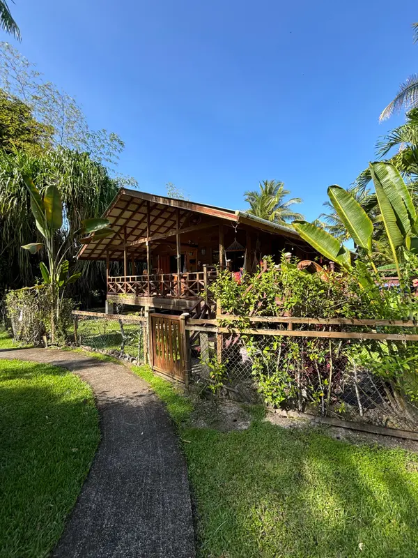 Carenero Home + Cabin, 