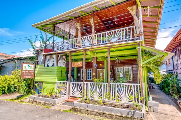 Charming Boutique B&B, 