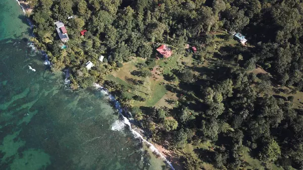 Caribbean Beachfront Home, Boca Del Drago,