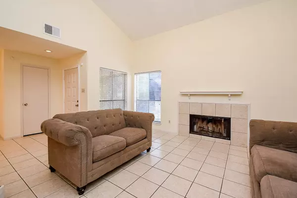 13427 Parkway BLVD, Sugar Land, TX 77478