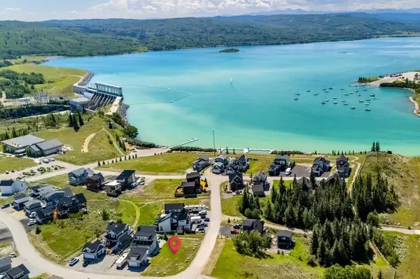 423 Cottageclub CV, Rural Rocky View County, AB T4C1B1