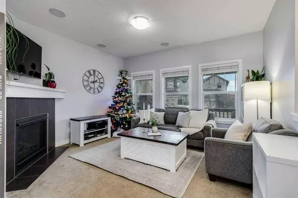 1065 Kingston CRES SE, Airdrie, AB T4A 0L3