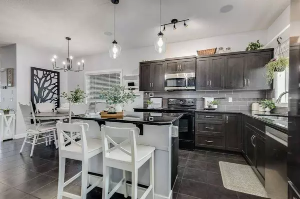 1065 Kingston CRES SE, Airdrie, AB T4A 0L3