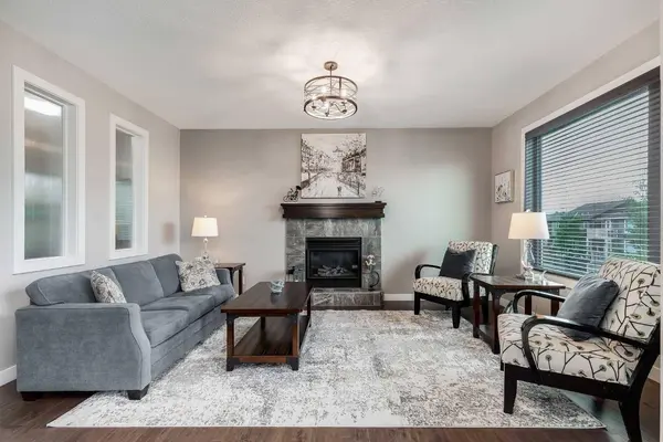 69 Ravenskirk Close SE, Airdrie, AB T4A 0S9