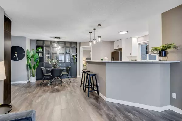 304 Mackenzie WAY SW #8128, Airdrie, AB T4B 3H8