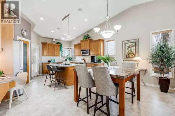 7 Filbert Close, Sylvan Lake, AB T4S2L2