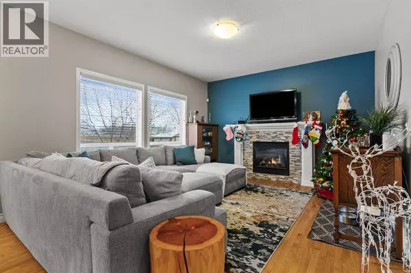 151 Willowbrook Drive NW, Airdrie, AB T4B2W5