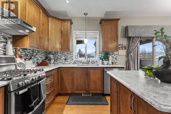 151 Willowbrook Drive NW, Airdrie, AB T4B2W5