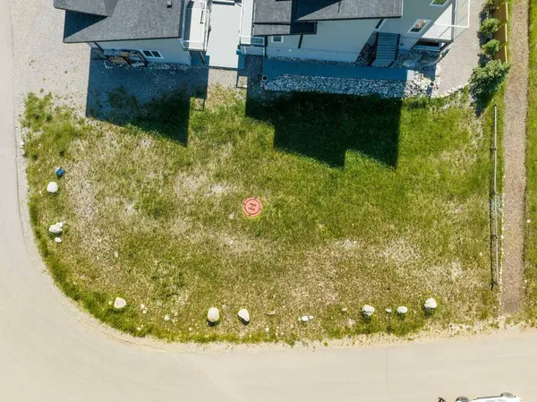 423 Cottageclub CV, Rural Rocky View County, AB T4C1B1