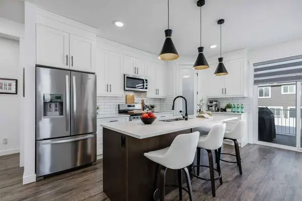 1132 Veterans AVE, Crossfield, AB T0M 0S0