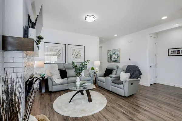 1132 Veterans AVE, Crossfield, AB T0M 0S0