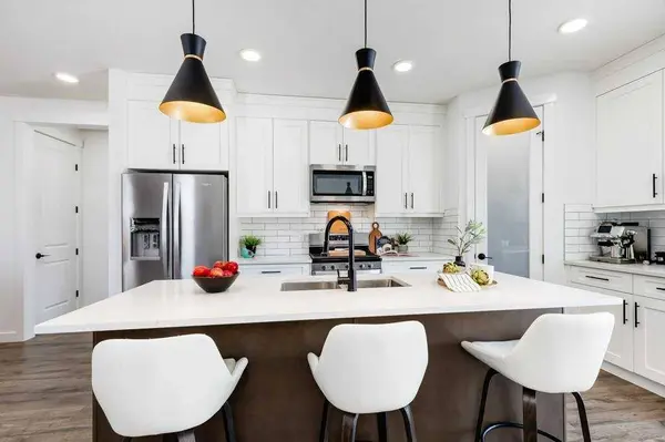 1132 Veterans AVE, Crossfield, AB T0M 0S0