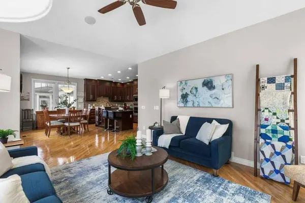 279 Coopers HL SW, Airdrie, AB T4B 0R9