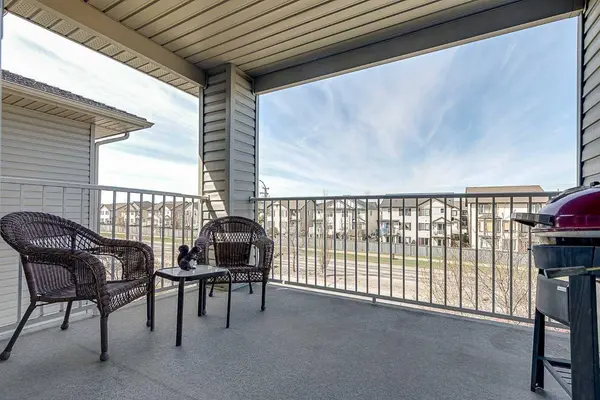 604 8 ST SW #5403, Airdrie, AB T4B 2W4
