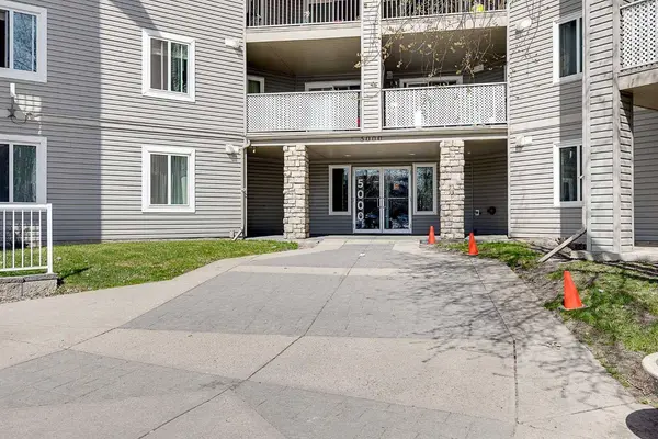 604 8 ST SW #5403, Airdrie, AB T4B 2W4