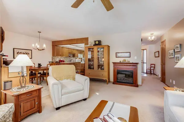4118 Silverpark Estates Close, Olds, AB T4H 1B4