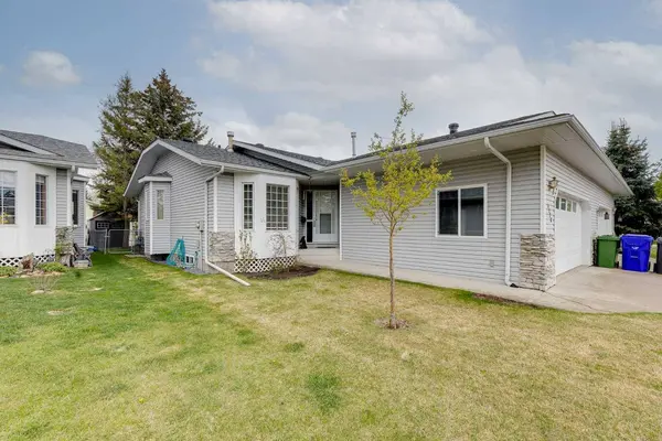 4118 Silverpark Estates Close, Olds, AB T4H 1B4