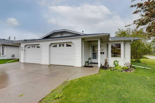 5633 Sunrise CRES, Olds, AB T4H 1V9