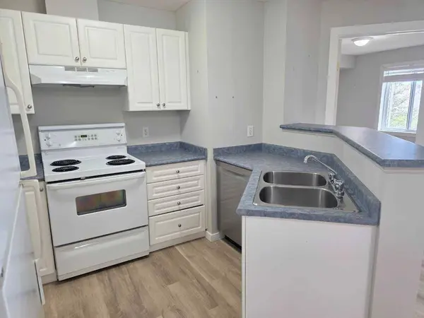 604 8 ST SW #5403, Airdrie, AB T4B 2W4