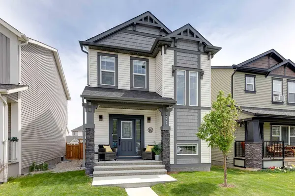 228 Hillcrest RD SW, Airdrie, AB T4B 4J8