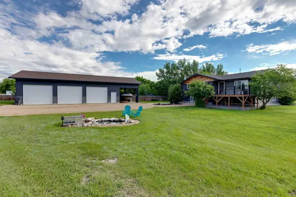 103 Pinter RD, Drumheller, AB T0J0Y0