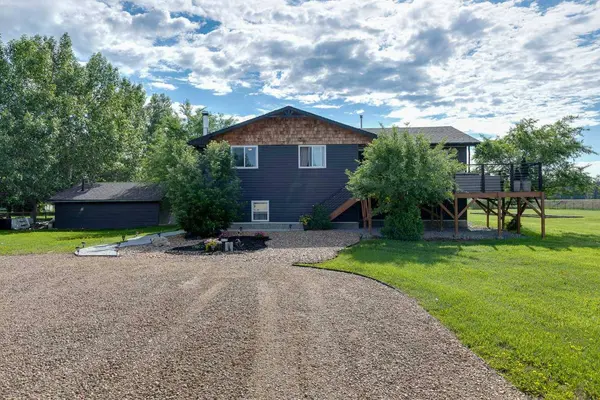 103 Pinter RD, Drumheller, AB T0J0Y0