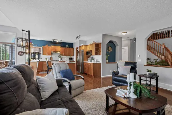 402 Fairways Mews NW, Airdrie, AB T4B2W9