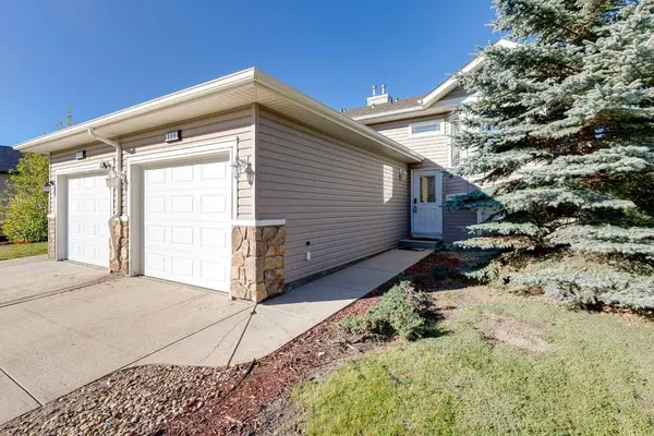 389 Stonegate WAY NW, Airdrie, AB T4B2X9