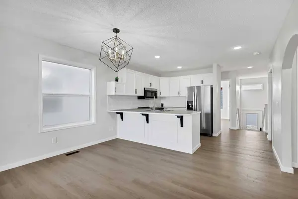 389 Stonegate WAY NW, Airdrie, AB T4B2X9