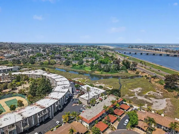 3050 Rue D'Orleans #101, San Diego, CA 92110