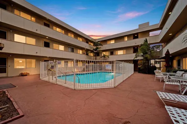 5015 Cape May AVE #104, San Diego, CA 92107