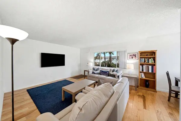 5015 Cape May AVE #104, San Diego, CA 92107