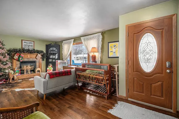 2010 Ross Street, Yankton, SD 57078