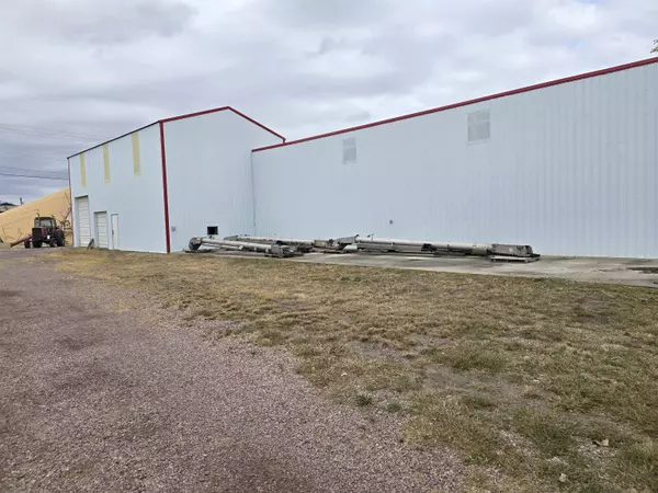 tbd E 2nd, Yankton, SD 57078